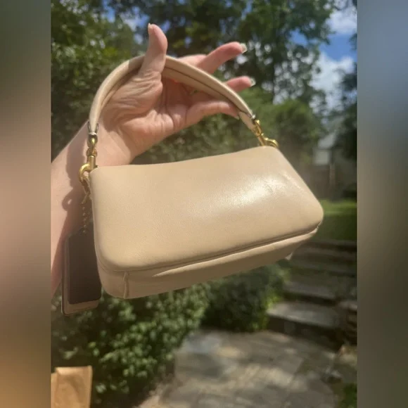 Coach Upcrafted Pillow Tabby bag - Picture 5 of 8